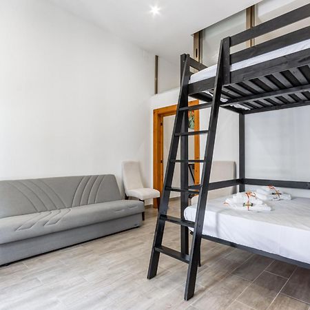 San Nicola Apartments By Rentbeat บารี ภายนอก รูปภาพ