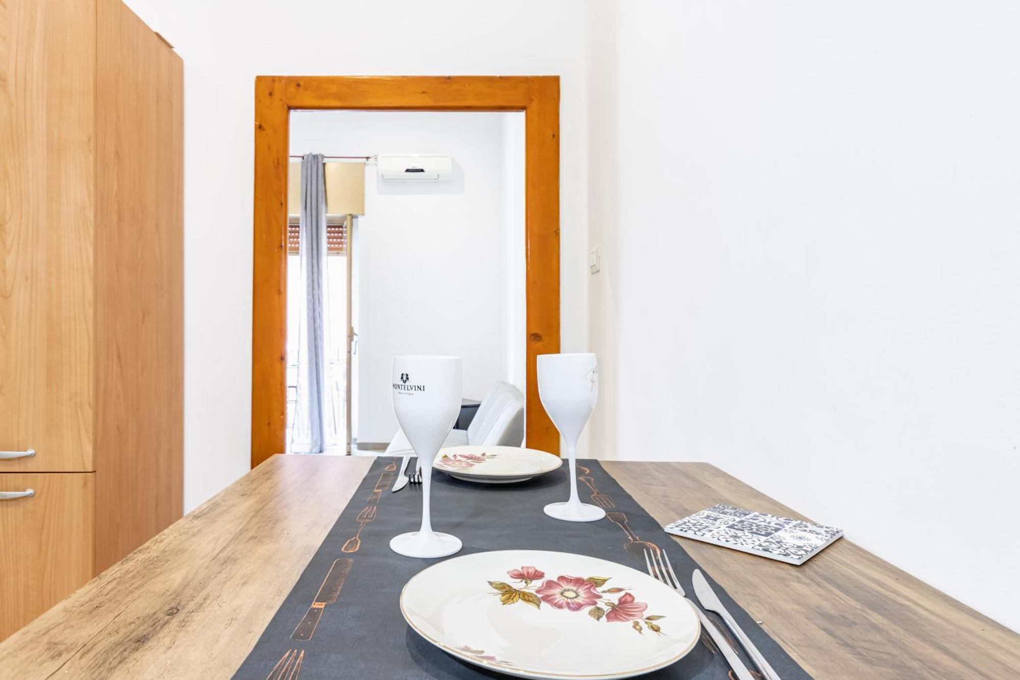 San Nicola Apartments By Rentbeat บารี ภายนอก รูปภาพ